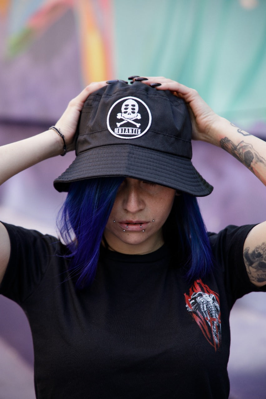 Backet Hat Mutantis